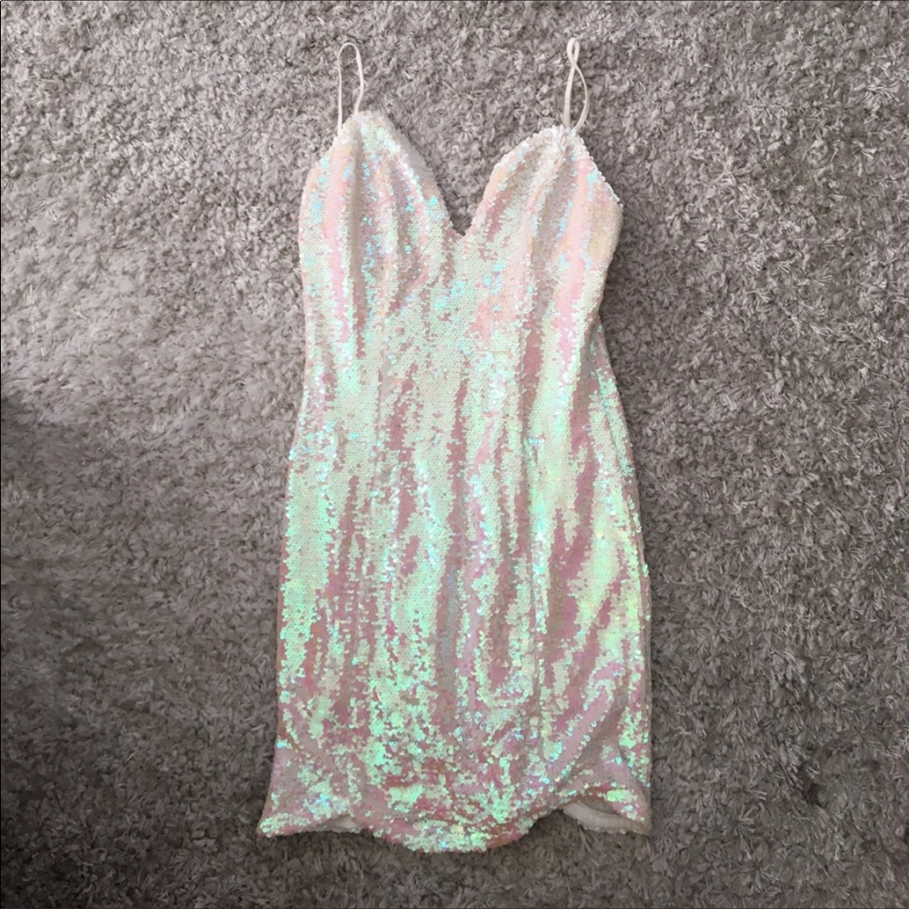 White bodycon sequin dress